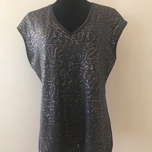 Banana republic gray short sleeved sequined blouse